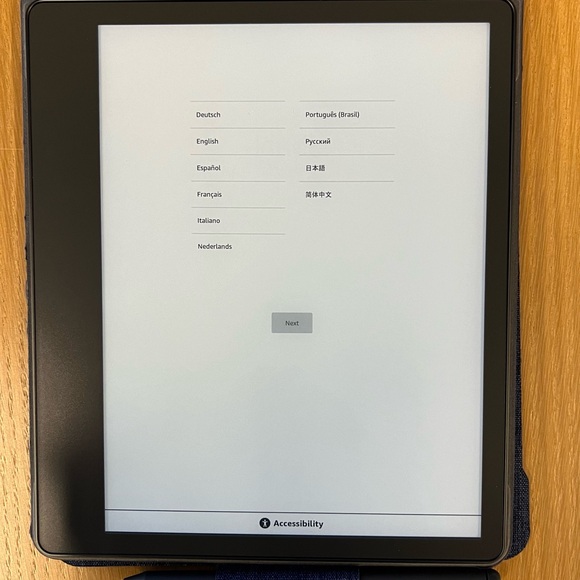 Kindle Scribe (like new) Bundle with folio cover and adapter plug - Picture 4 of 13